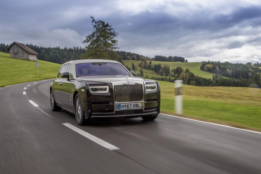  Rolls-Royce Phantom EWB 2017 года  (WW) (фото 17 из 27)